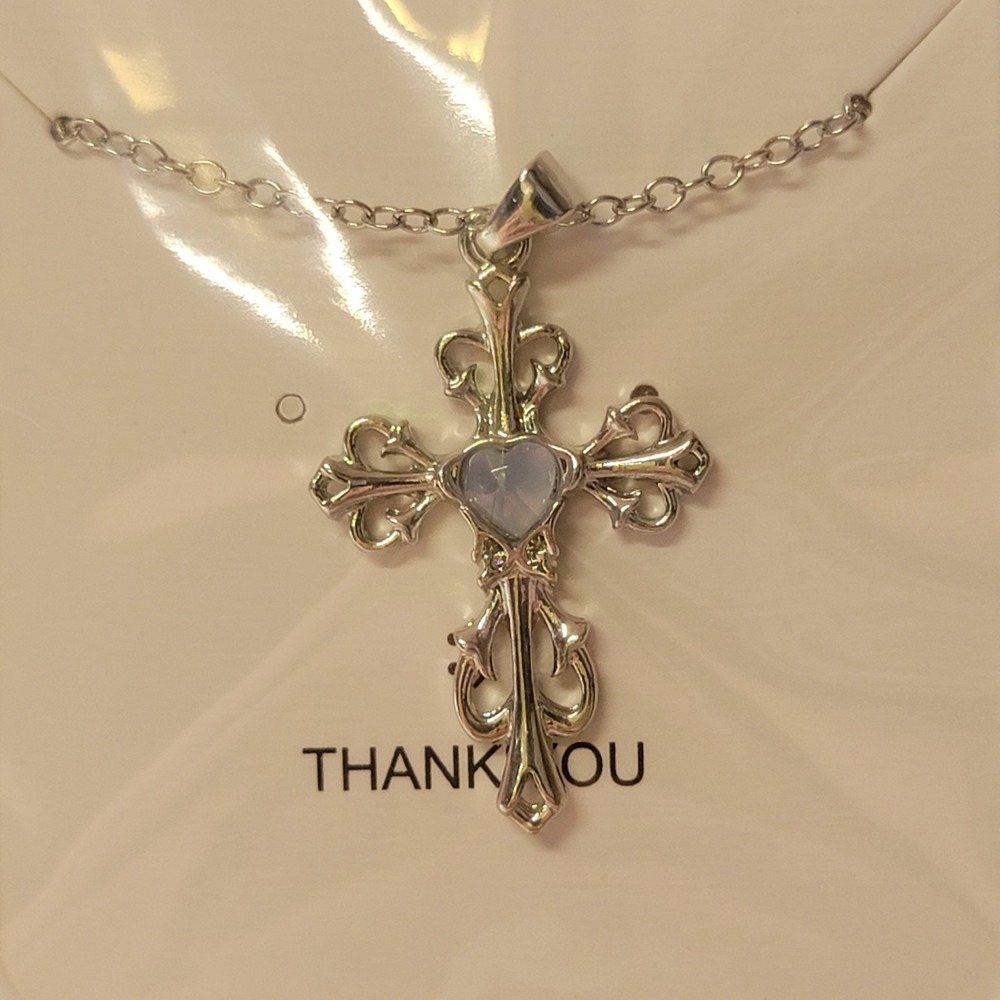 Cross Necklace Heart-shaped Moonstone Silvertone